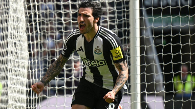 Newcastle Bungkam Chelsea 2-0, Kartu Merah Nicolas Jackson Jadi Titik Balik