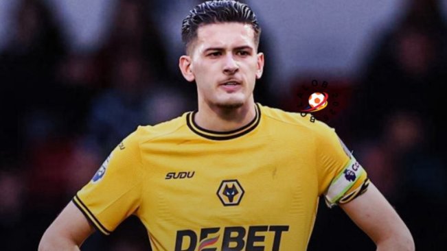 Justin Hubner Dinobatkan Pemain Terbaik Wolves U-21 Musim 2024/2025
