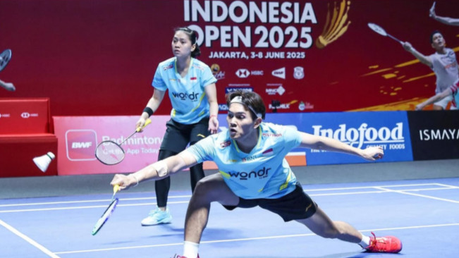Kejutan di Istora! Adnan/Indah Singkirkan Unggulan Pertama di Indonesia Open 2025
