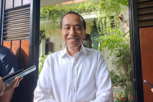 Ada Agenda Besar Politik Soal Isu Ijazah Jokowi, Dokter Tifa: Jika Asli Tidak Perlu Takut
