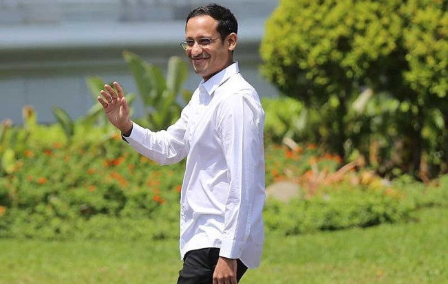 Nadiem Makarim Penuhi Panggilan Kejagung, Tenteng Tas Hitam Besar, Apa Isinya?