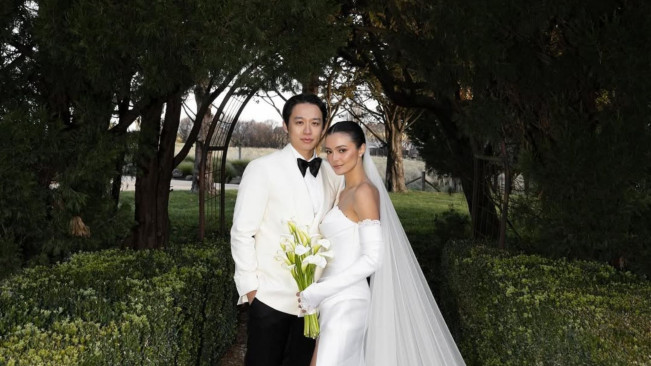 8 Momen Intimate Pernikahan Amanda Rawles dan Adriel Susanteo