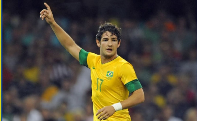 Eks Bintang Brazil, Alexandre Pato Siap Tanggung! Berapa Biaya Pemulangan Jenazah Juliana Marins?