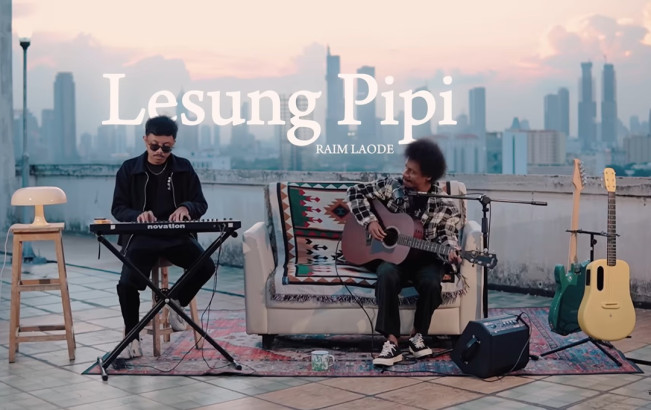 Lirik Lesung Pipi, Lagu Raim Laode Didangdutin Dewi Perssik