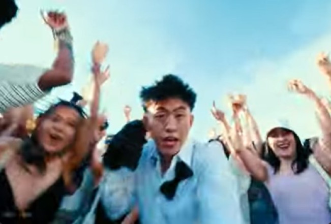 Rich Brian Rilis Lagu Baru 'Jumpy' Feat Ski Mask The Slump God, Sudah Bisa Didengarkan