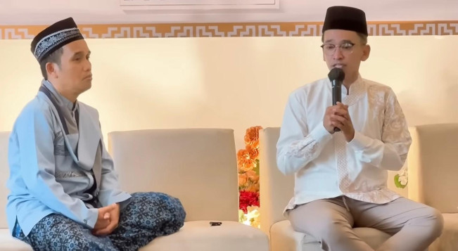 Sama-sama Visa Haji Furoda Belum Terbit, Ruben Onsu Curhat ke Ustaz Maulana
